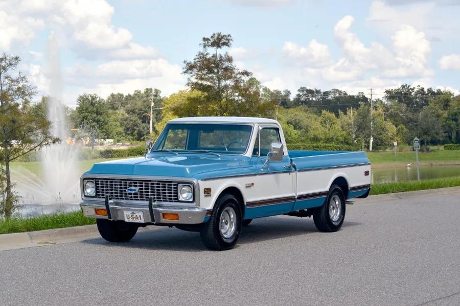 1972 Chevrolet C10 Camper Special