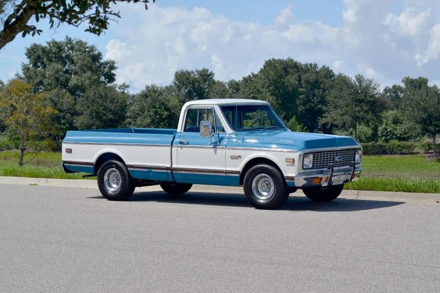 1972 Chevrolet C10 Camper Special