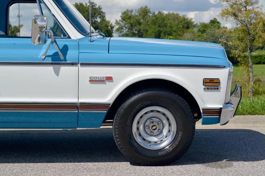 1972 Chevrolet C10 Camper Special