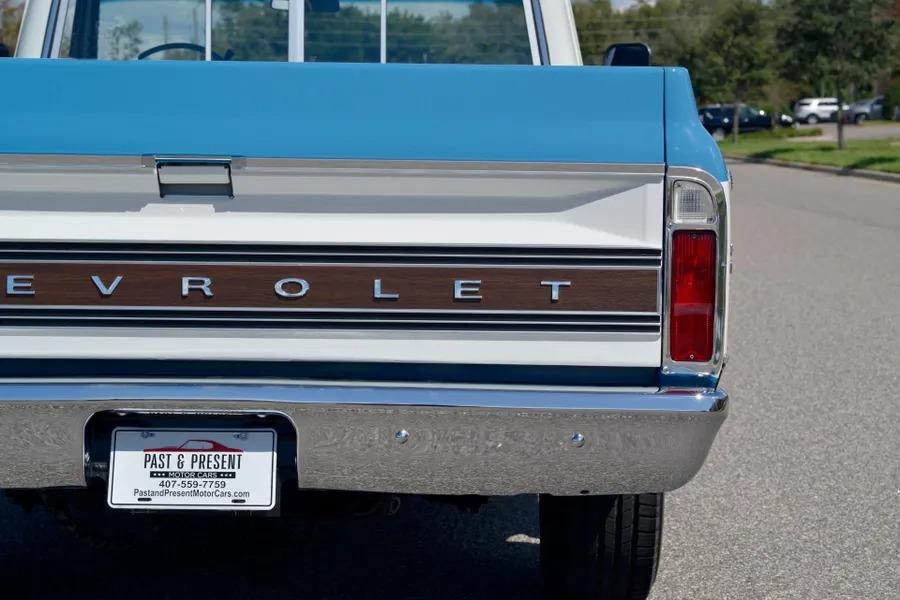 1972 Chevrolet C10 Camper Special