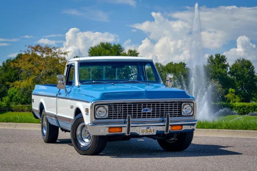 1972 Chevrolet C10 Camper Special