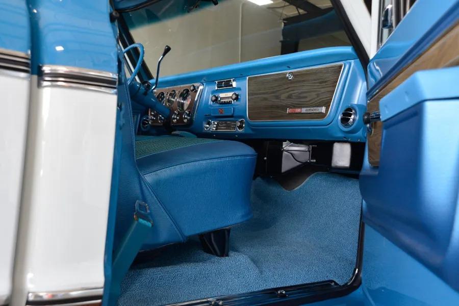 1972 Chevrolet C10 Camper Special
