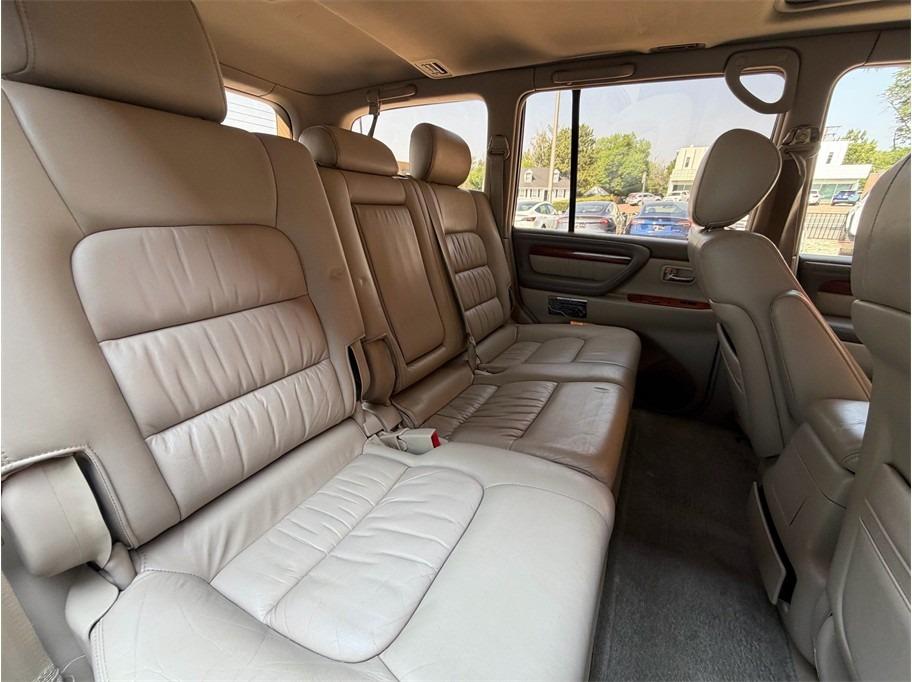 2001 Lexus LX 470