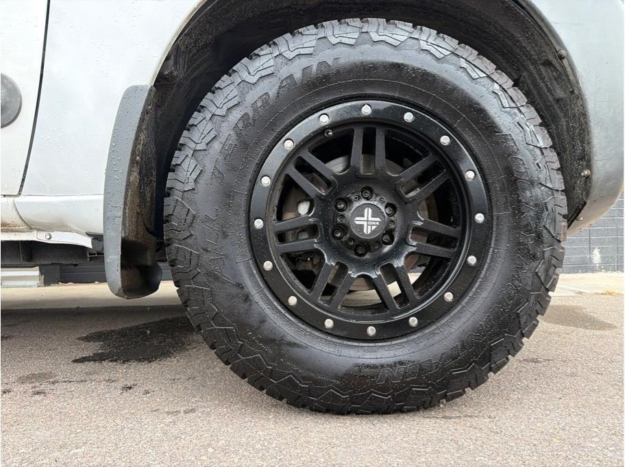 2011 Nissan Xterra S