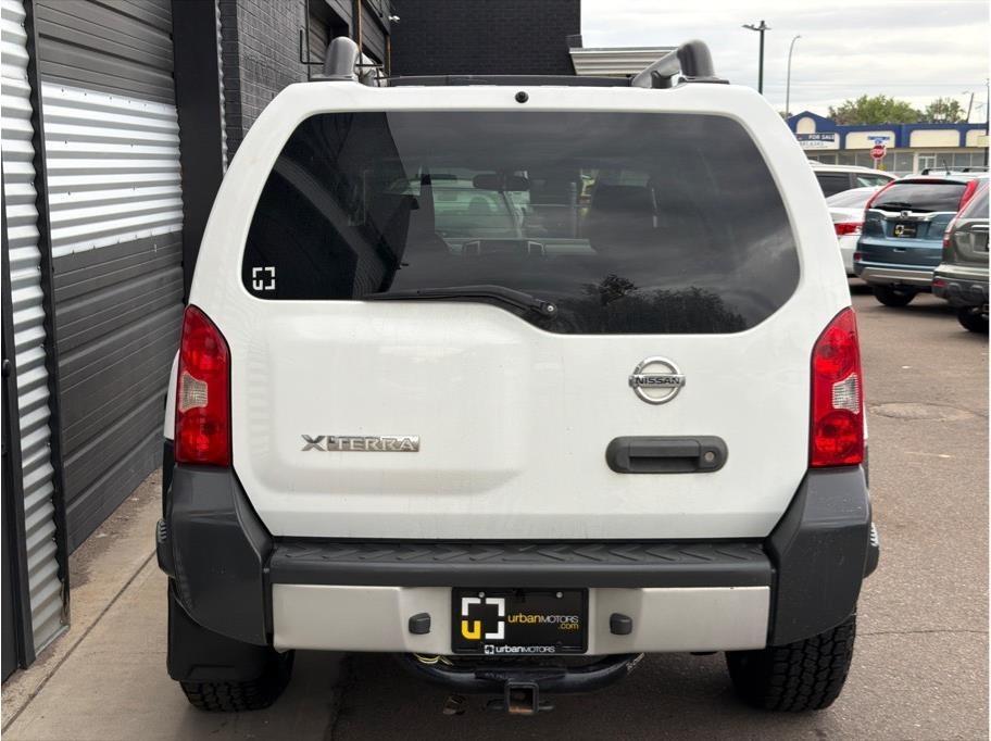 2011 Nissan Xterra S