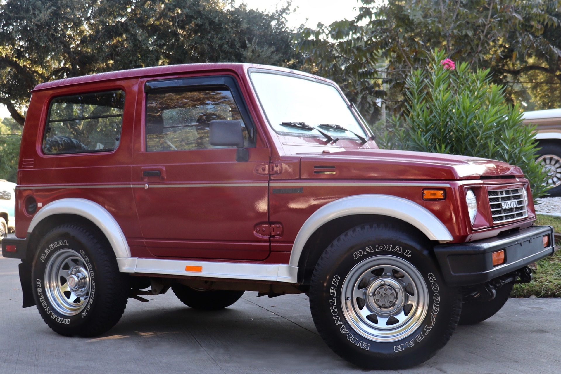  Suzuki Samurai