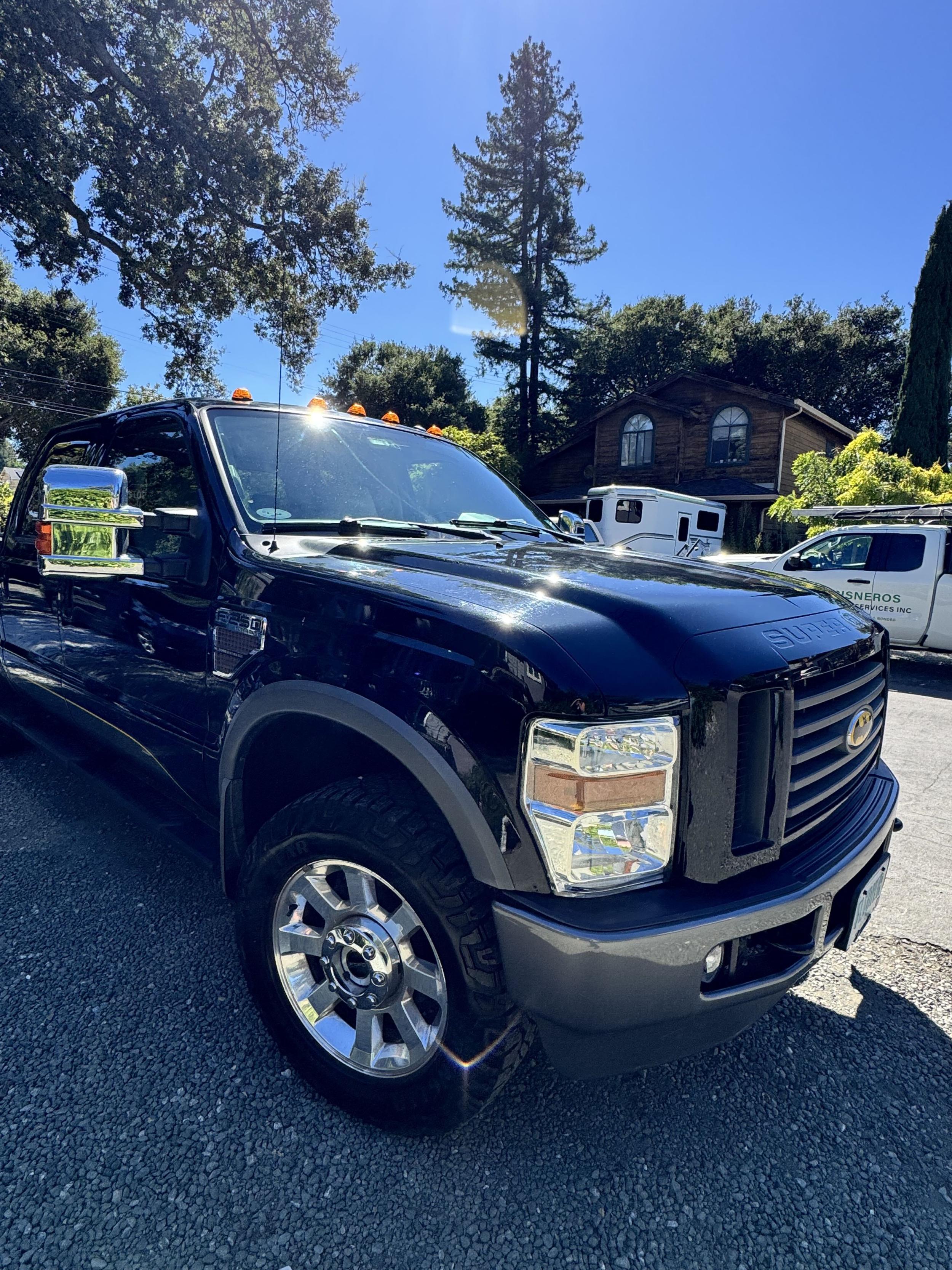 2010 Ford F-250 XLT - 4