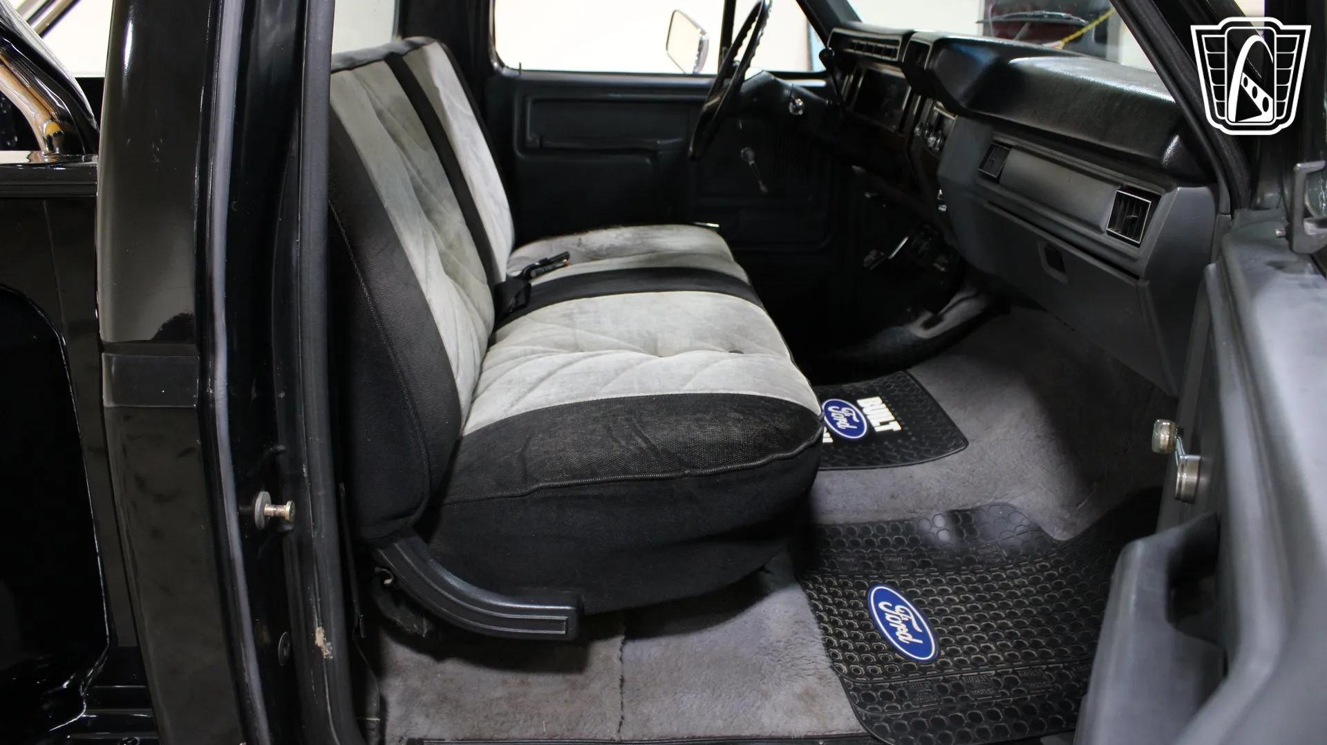 1984 Ford F-150 XLT