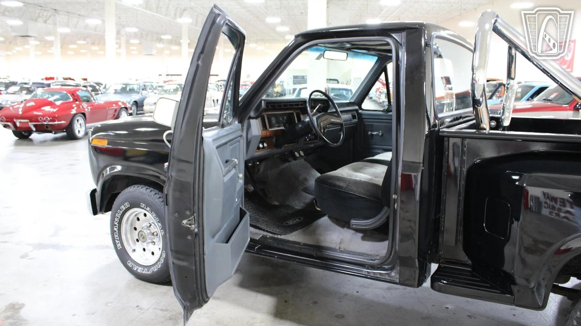 1984 Ford F-150 XLT