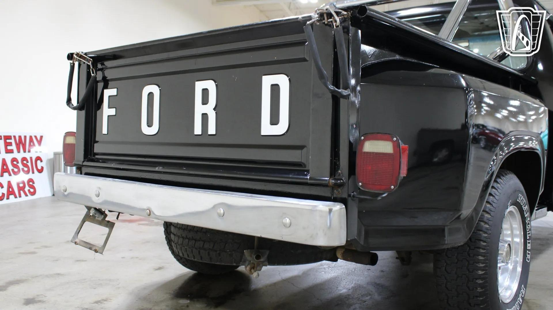 1984 Ford F-150 XLT