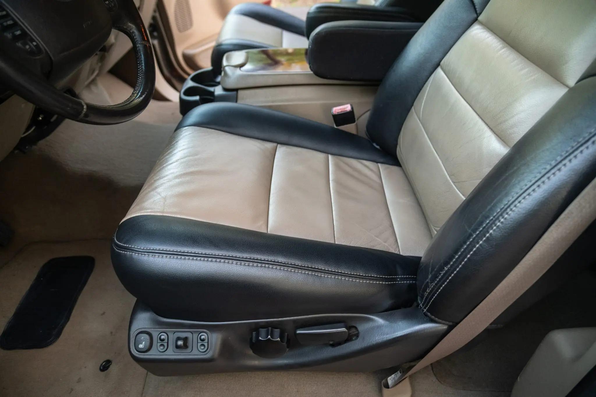 2005 Ford Excursion Eddie Bauer Power Stroke 4×4
