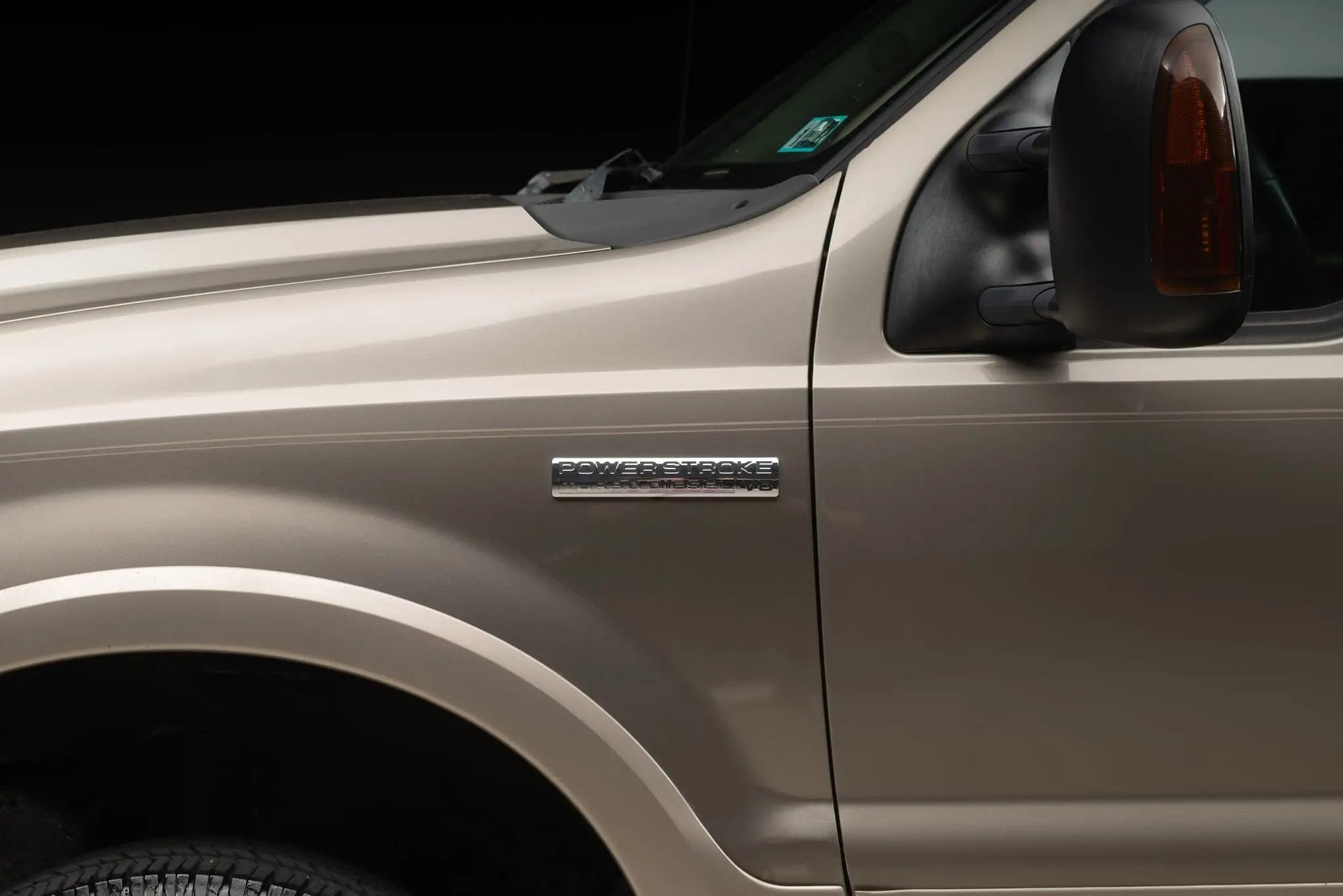 2005 Ford Excursion Eddie Bauer Power Stroke 4×4