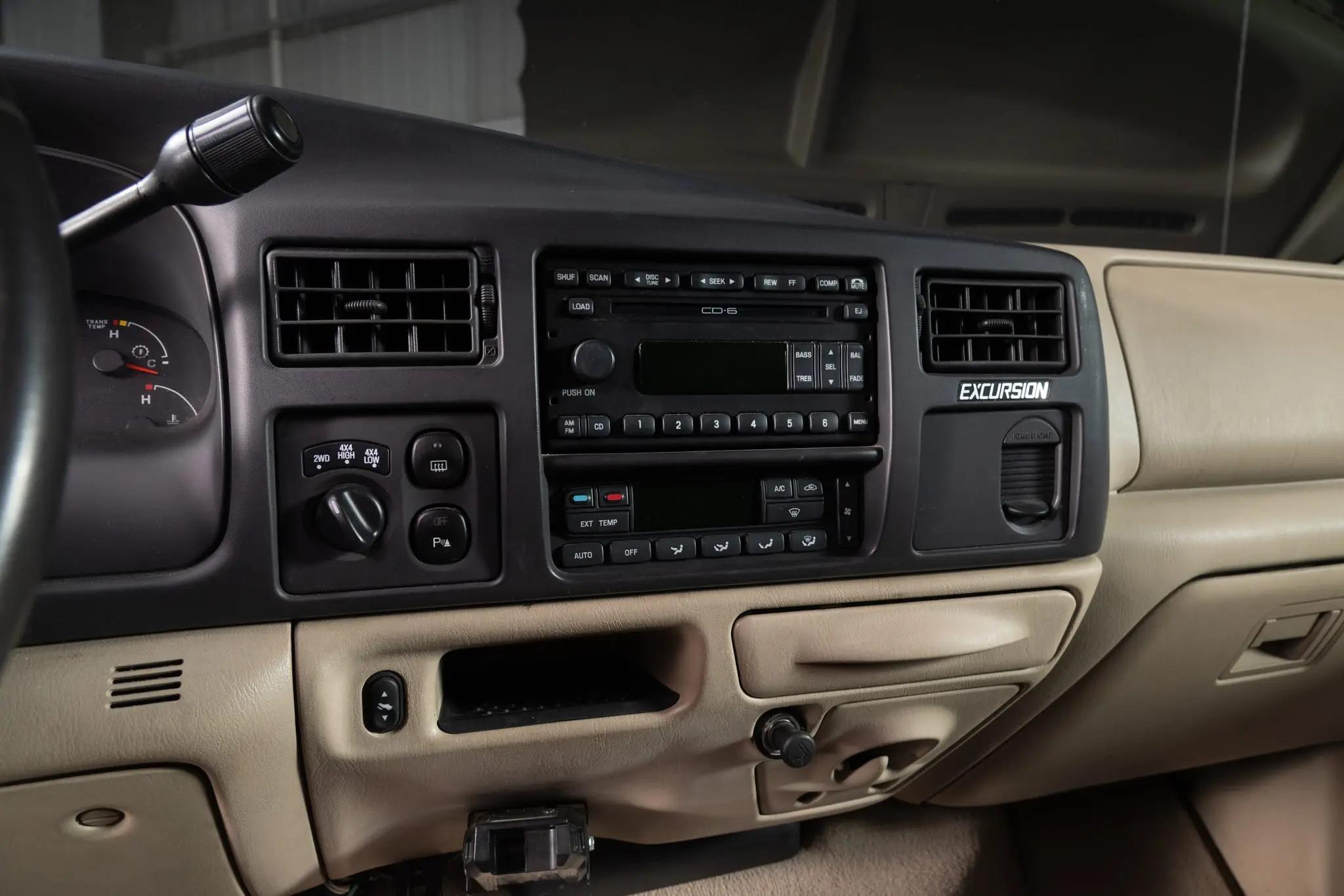 2005 Ford Excursion Eddie Bauer Power Stroke 4×4
