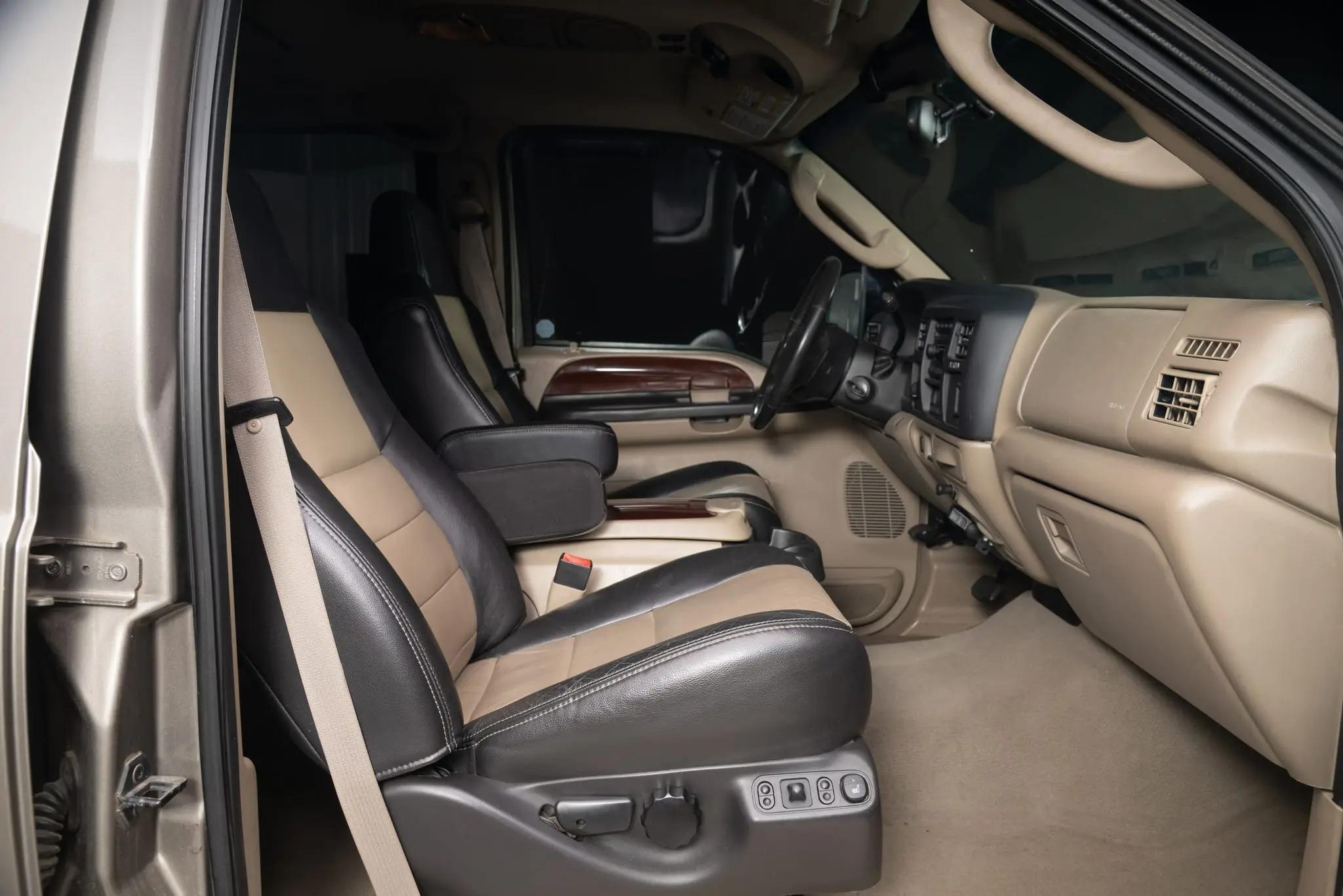 2005 Ford Excursion Eddie Bauer Power Stroke 4×4