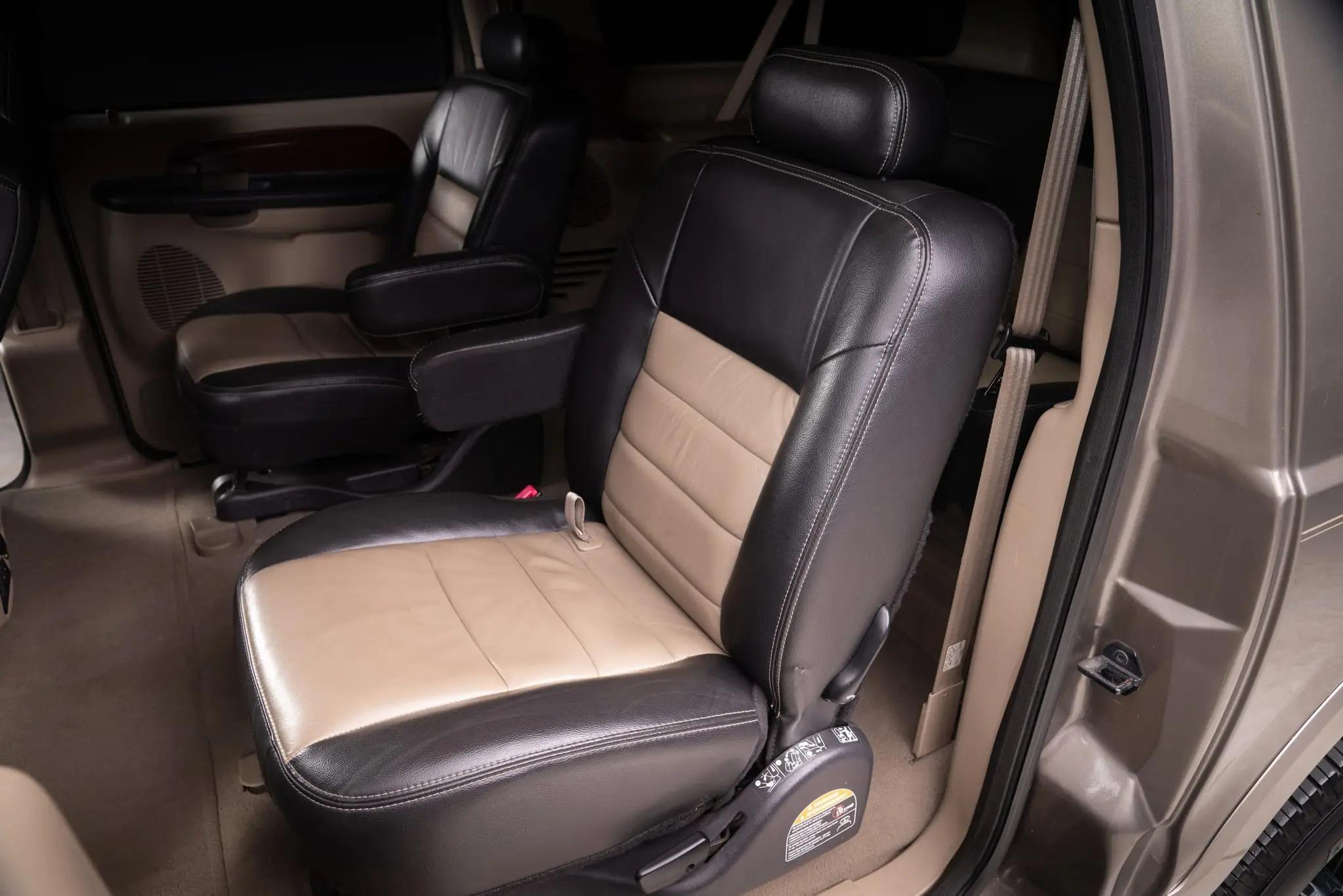 2005 Ford Excursion Eddie Bauer Power Stroke 4×4