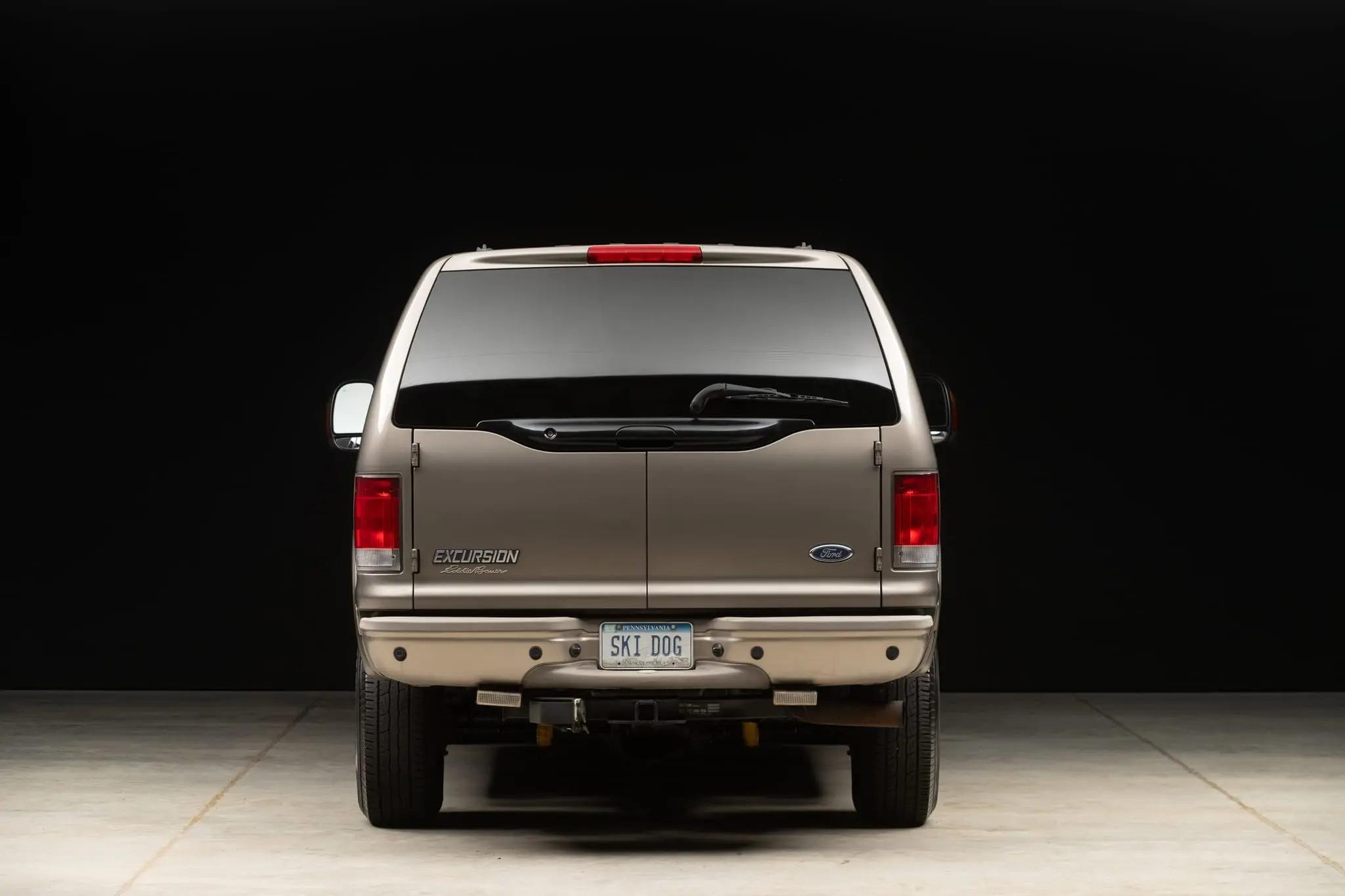 2005 Ford Excursion Eddie Bauer Power Stroke 4×4