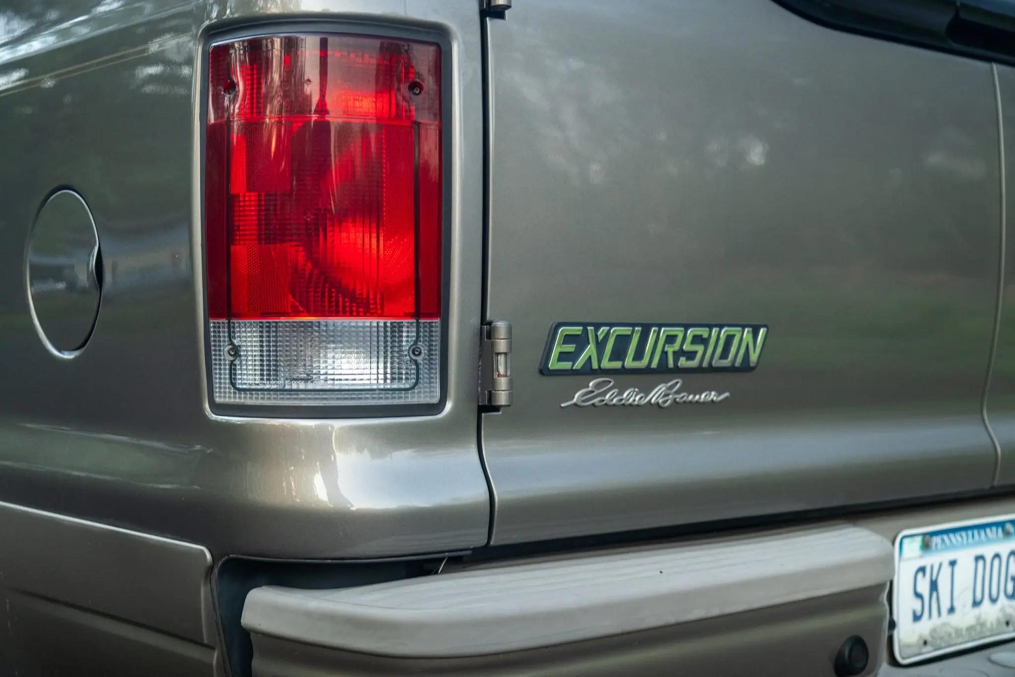 2005 Ford Excursion Eddie Bauer Power Stroke 4×4