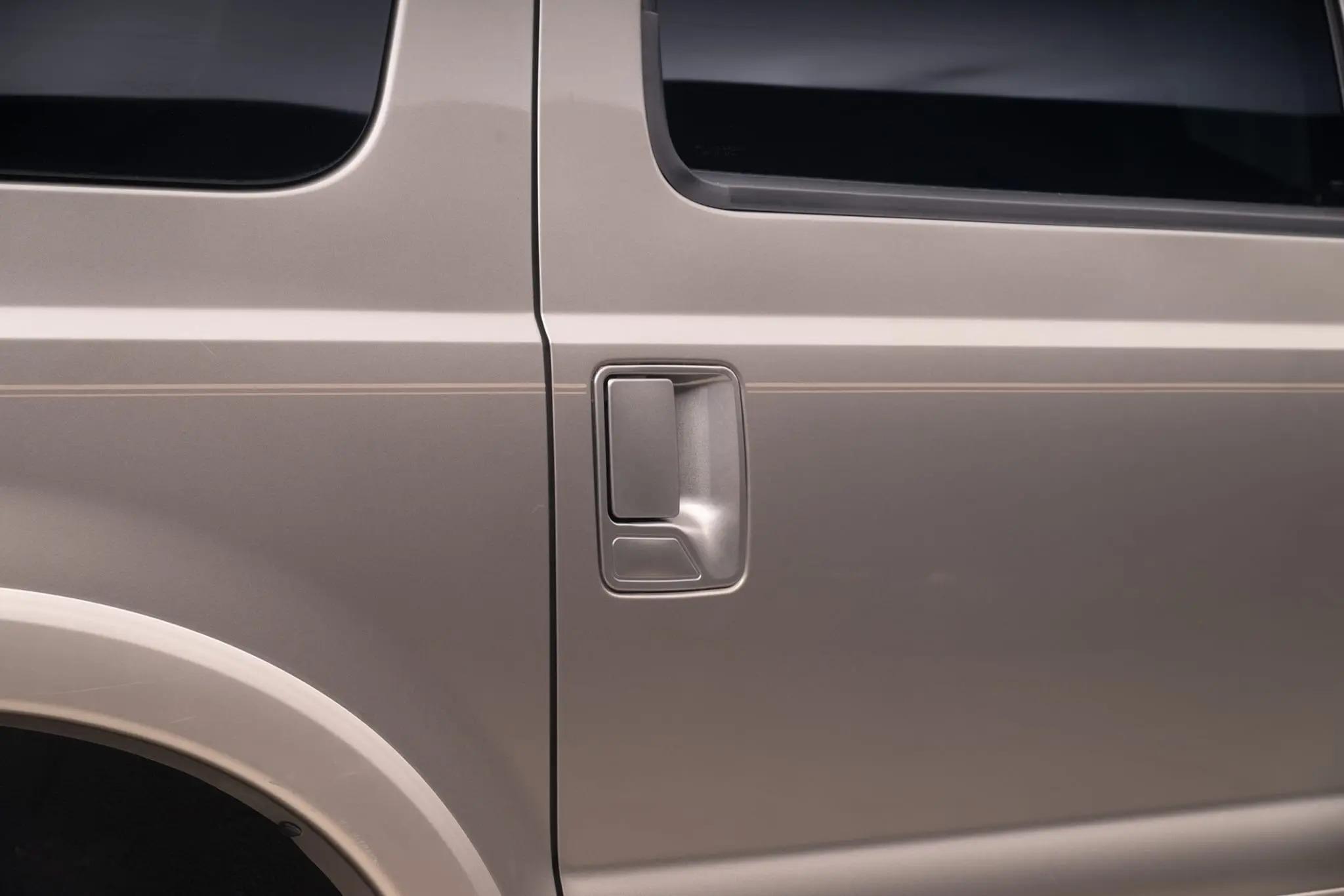 2005 Ford Excursion Eddie Bauer Power Stroke 4×4