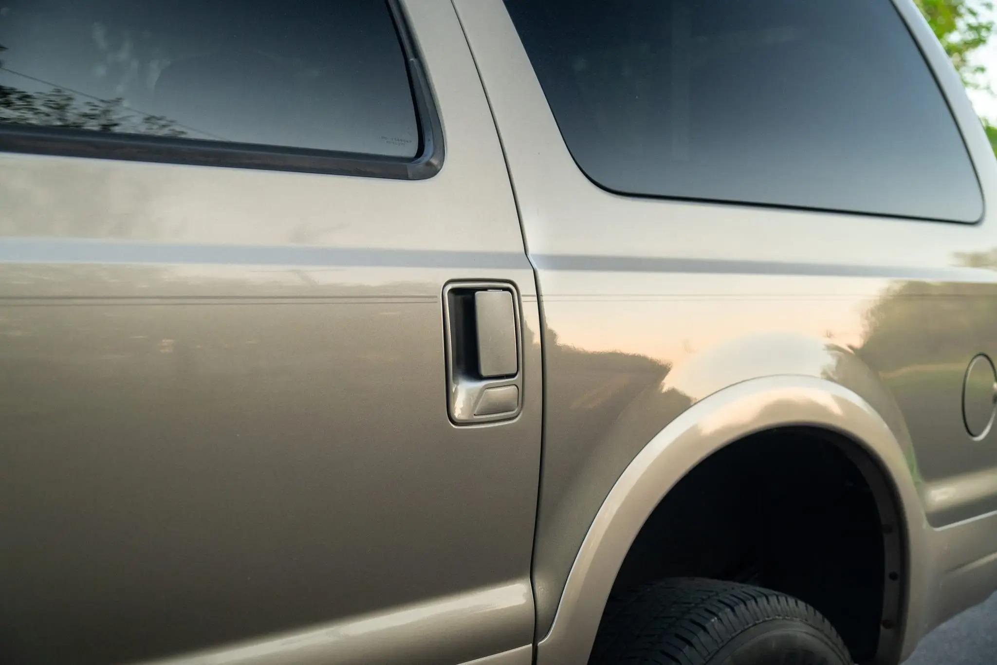 2005 Ford Excursion Eddie Bauer Power Stroke 4×4