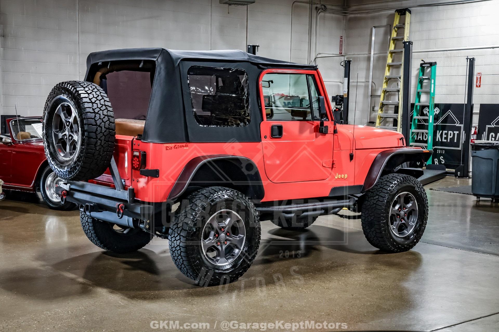 6.0L V8-Powered 1995 Jeep Wrangler Rio Grande
