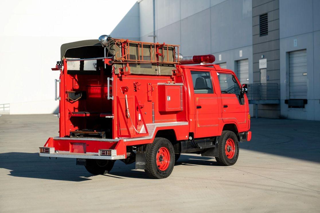 1991 Toyota HiAce Fire Truck