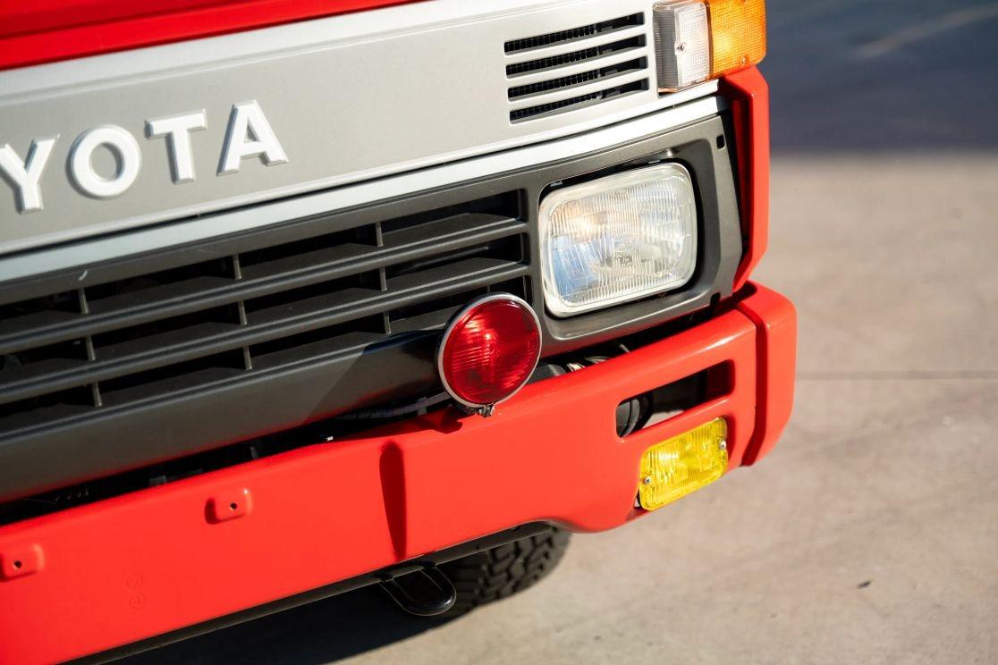 1991 Toyota HiAce Fire Truck