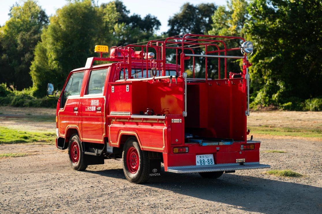 1995 Toyota Dyna Fire Truck