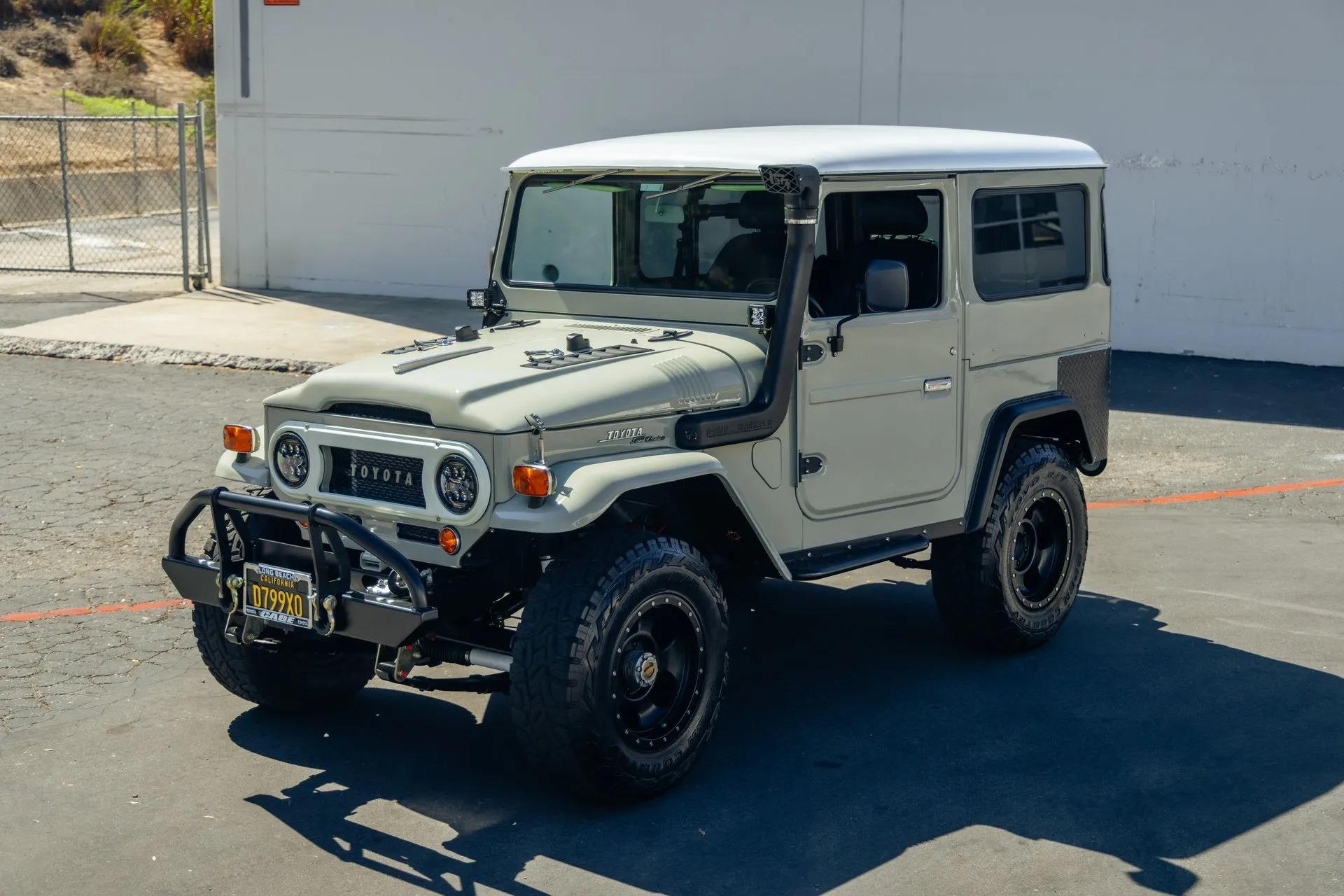  Toyota Land Cruiser