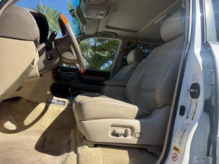 2005 Lexus LX 470