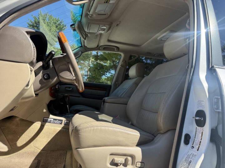 2005 Lexus LX 470