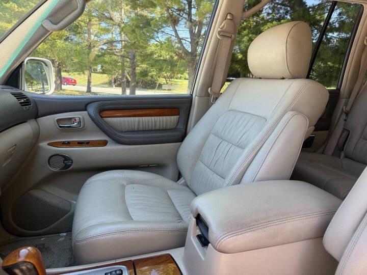 2005 Lexus LX 470