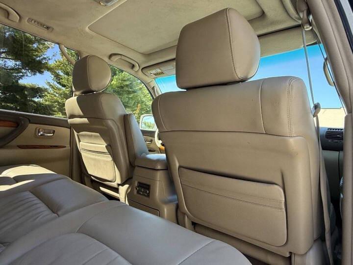 2005 Lexus LX 470