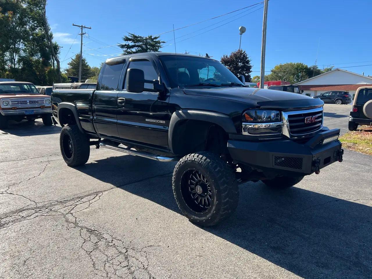 2007 GMC Sierra 2500HD Classic - 4