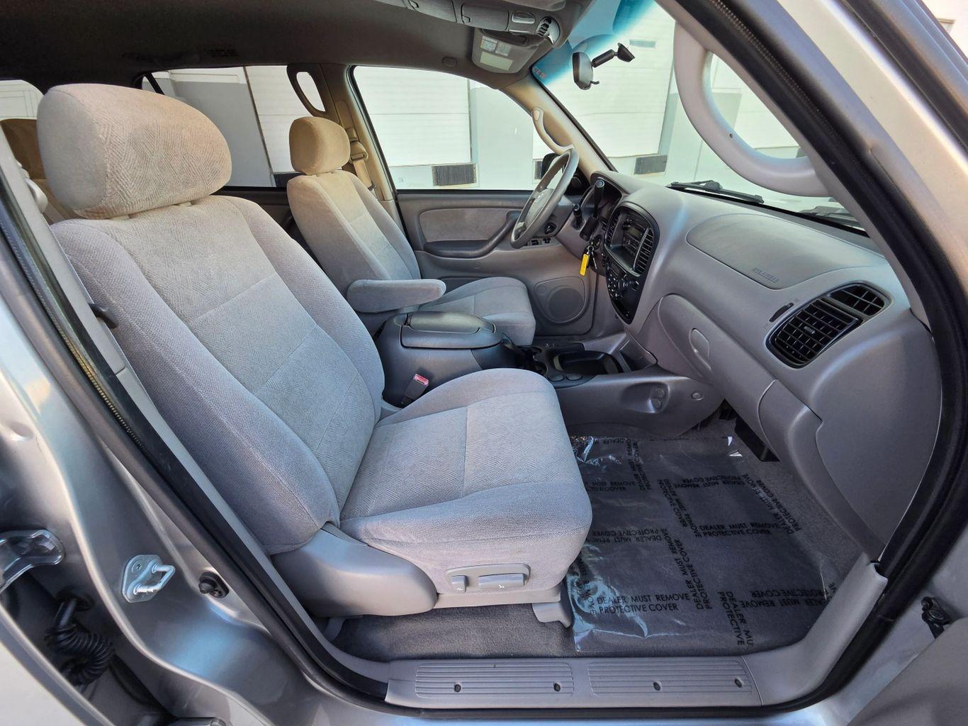 2003 Toyota Sequoia SR5
