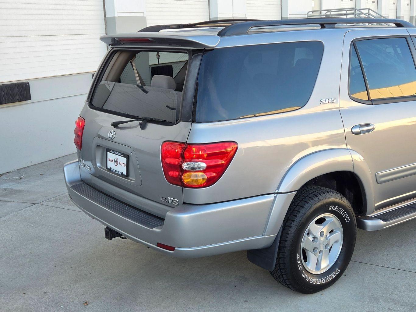 2003 Toyota Sequoia SR5
