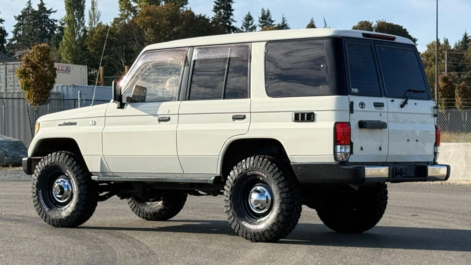 1993 Toyota Land Cruiser Prado - 3