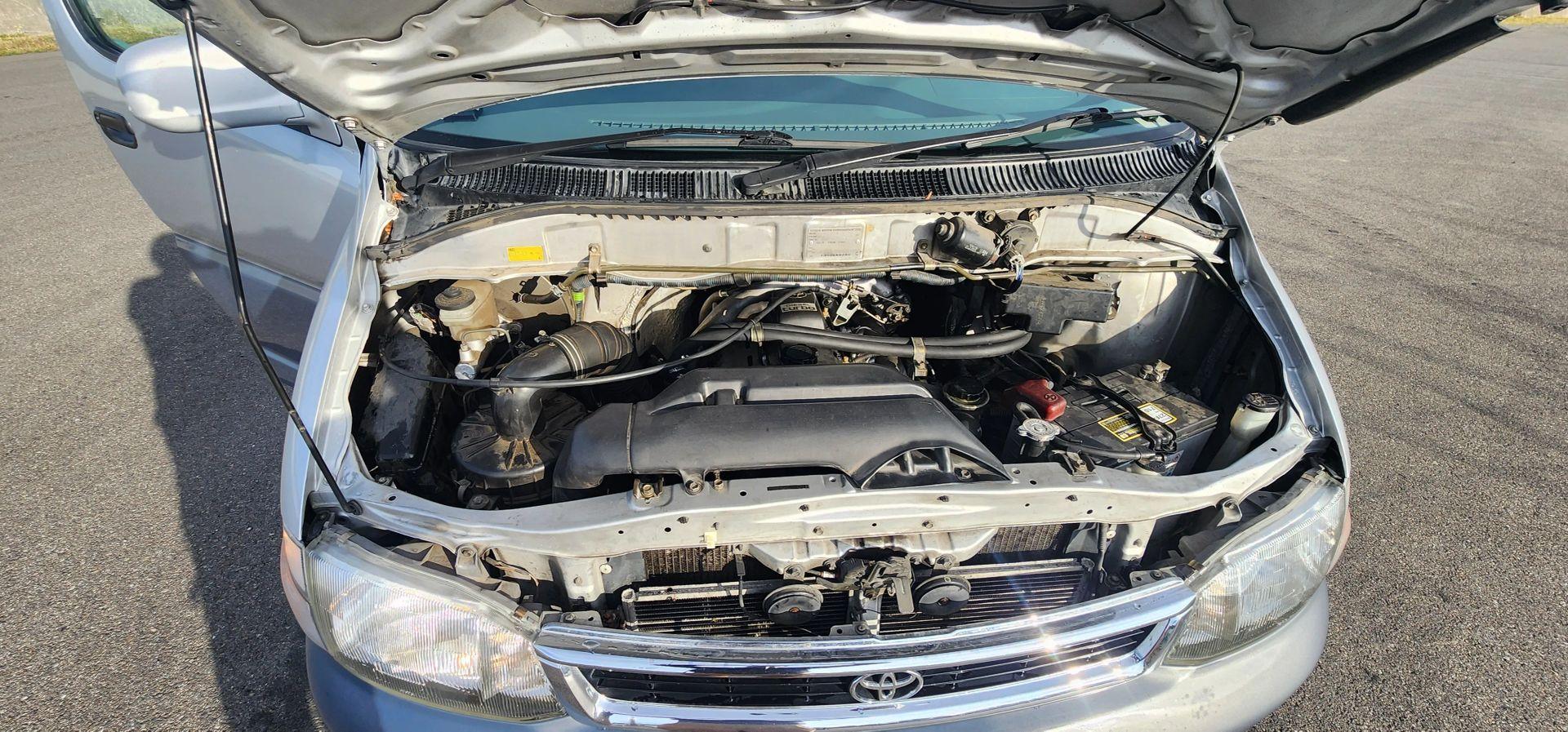 1996 Toyota Granvia