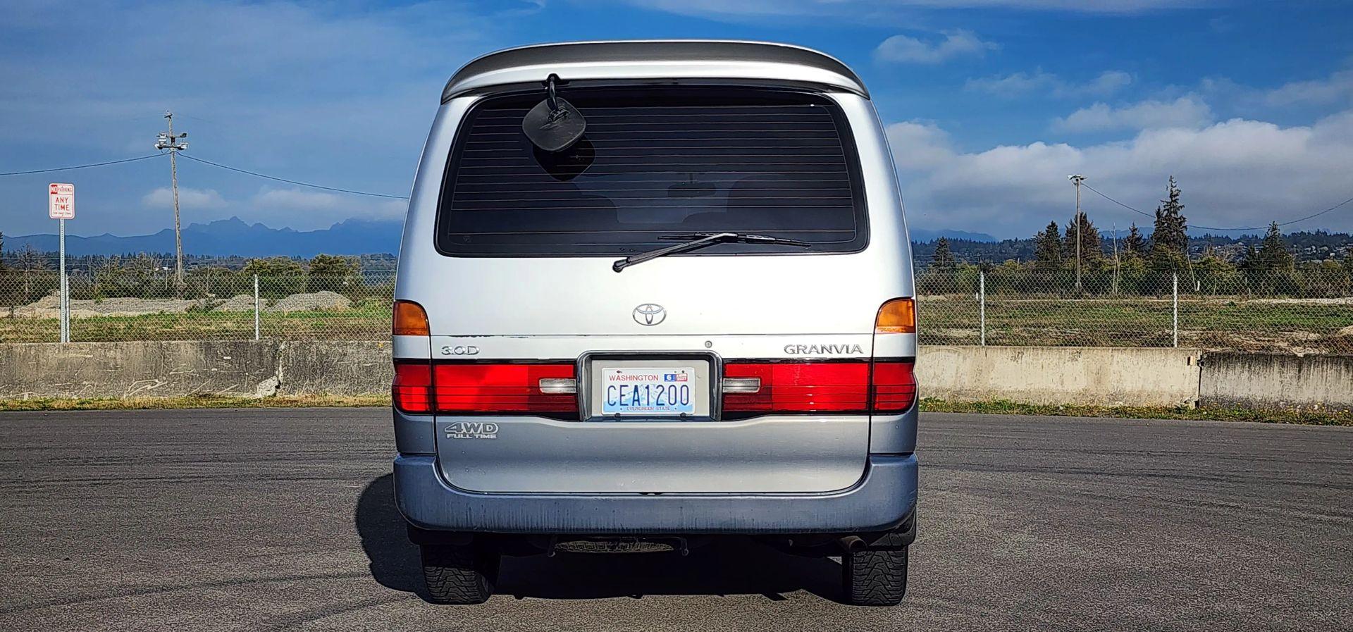1996 Toyota Granvia