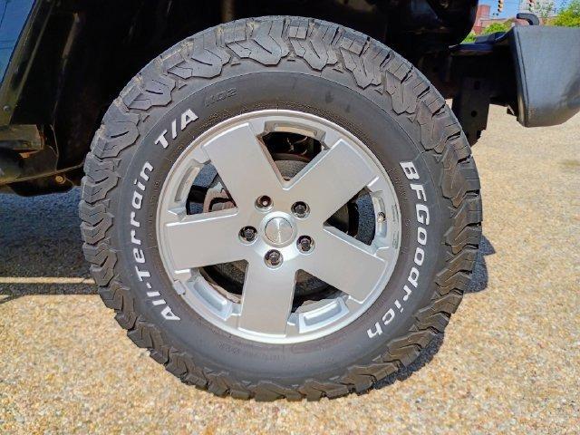 2012 Jeep Wrangler Unlimited Sahara