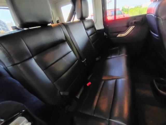 2012 Jeep Wrangler Unlimited Sahara