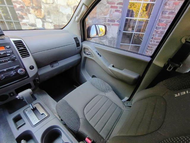 2012 Nissan Frontier SV