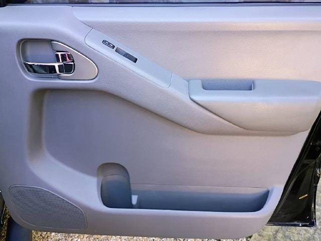 2012 Nissan Frontier SV