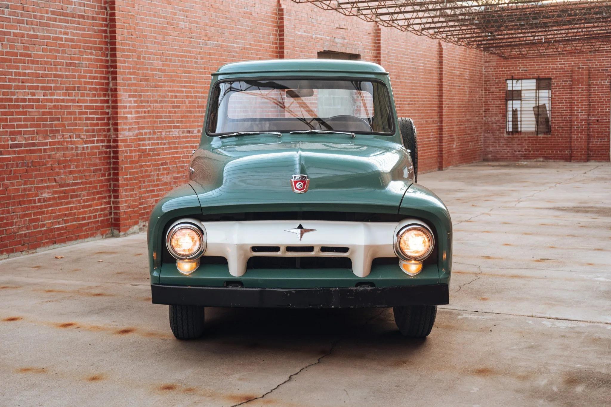 1954 Ford F-250 - 4