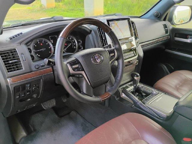 2019 Toyota Land Cruiser