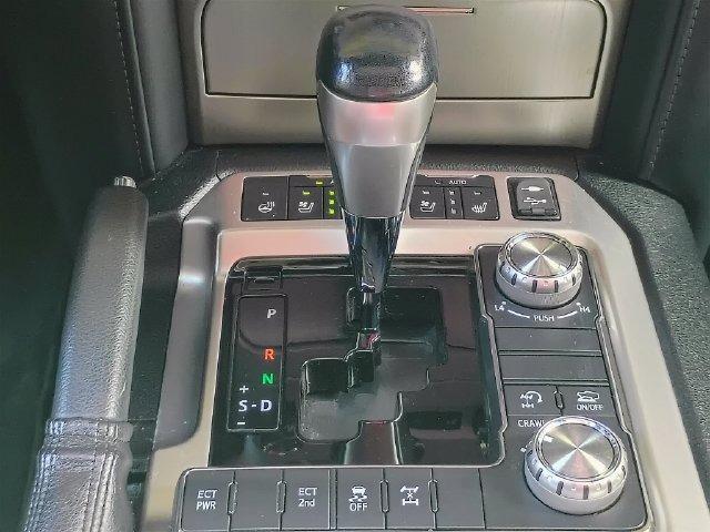 2019 Toyota Land Cruiser