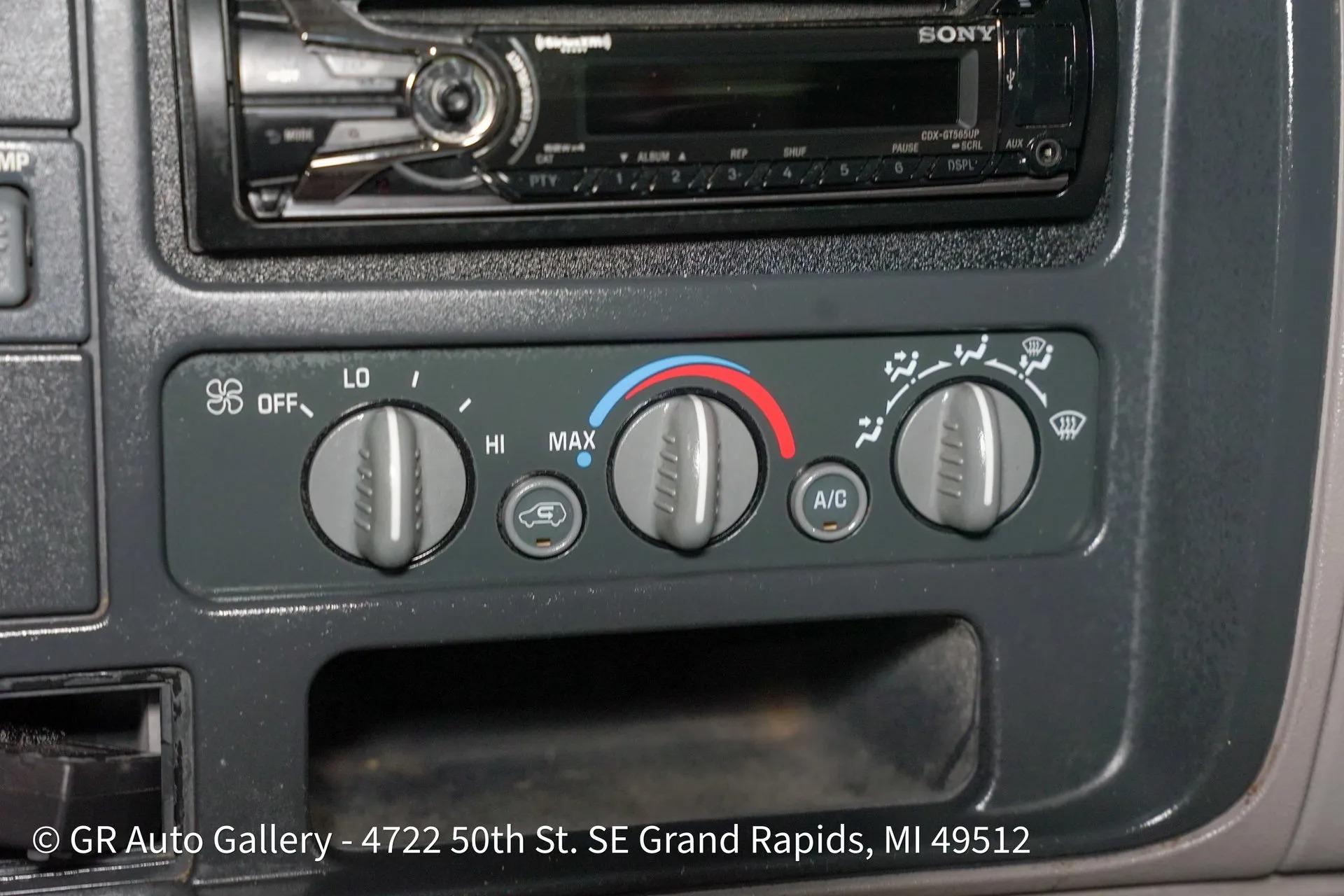 1996 Chevrolet Silverado K3500 4X4 Crew Cab