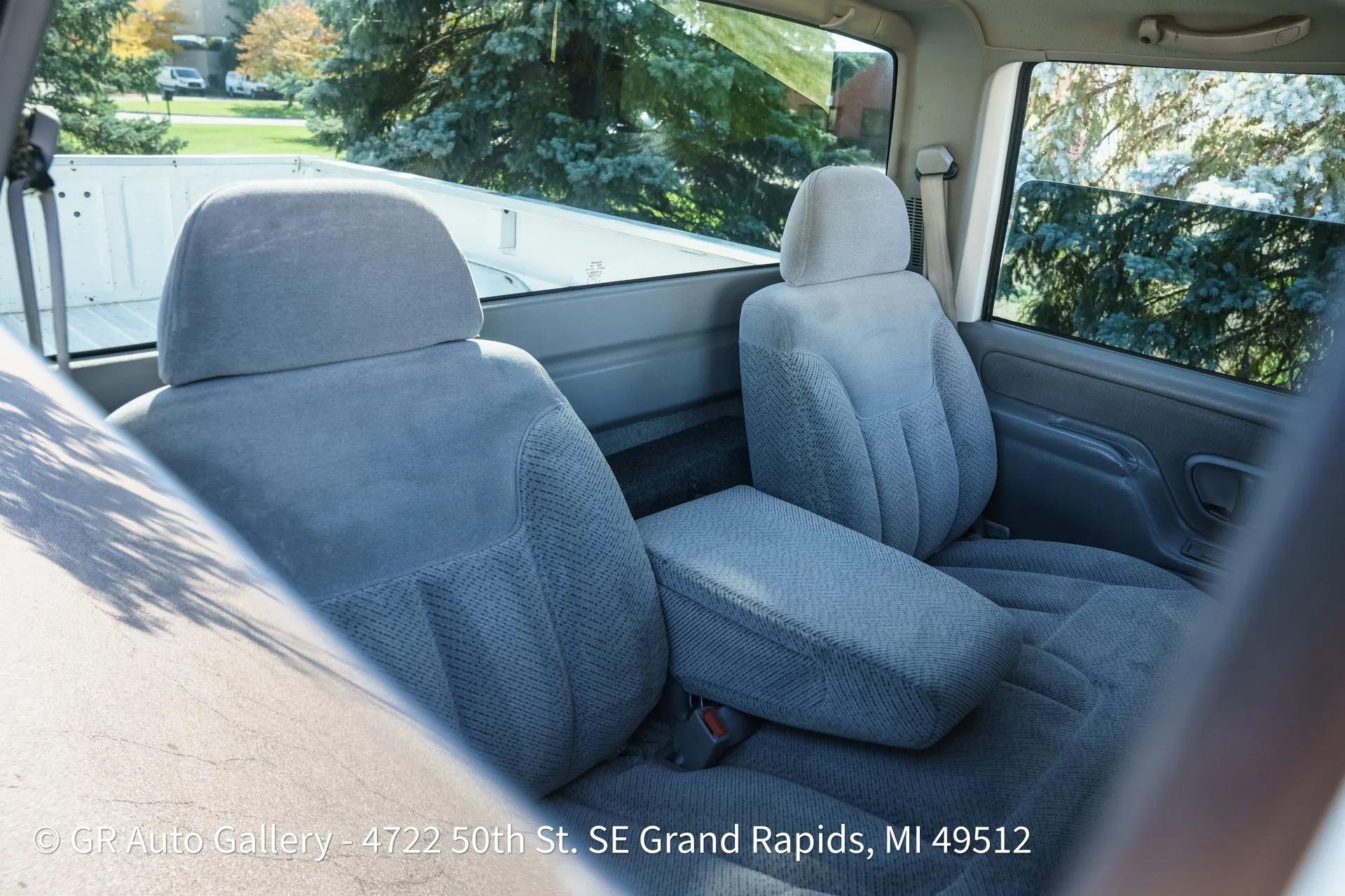 1996 Chevrolet Silverado K3500 4X4 Crew Cab