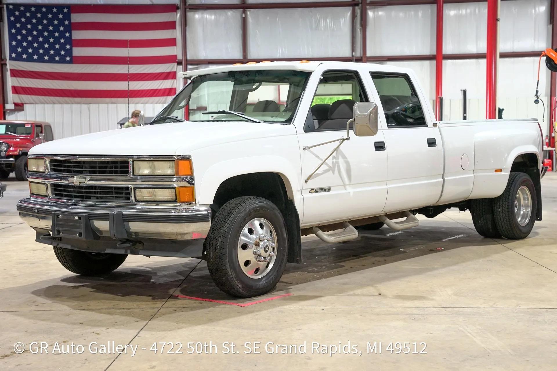 1996 Chevrolet Silverado K3500 4X4 Crew Cab - 2