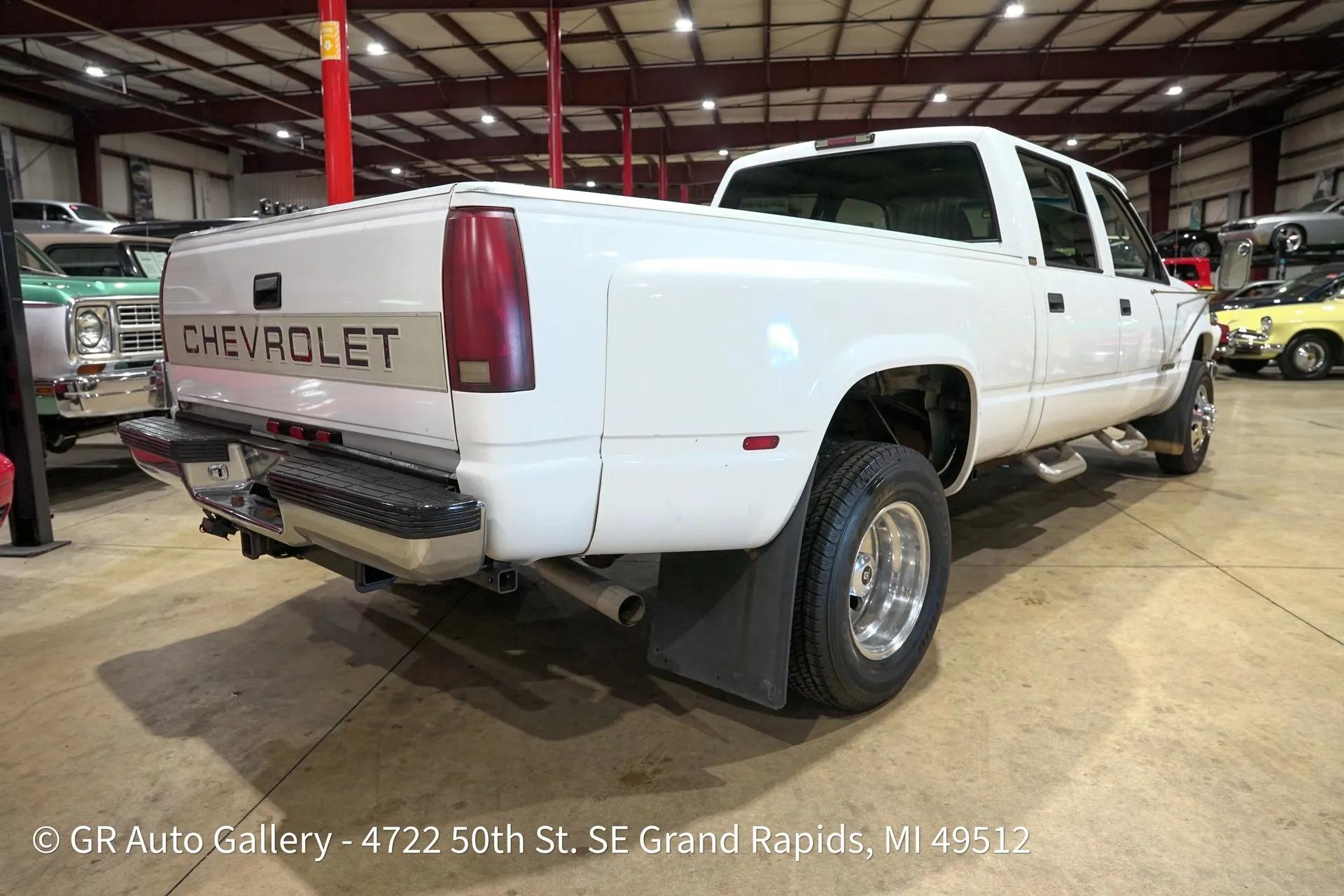 1996 Chevrolet Silverado K3500 4X4 Crew Cab