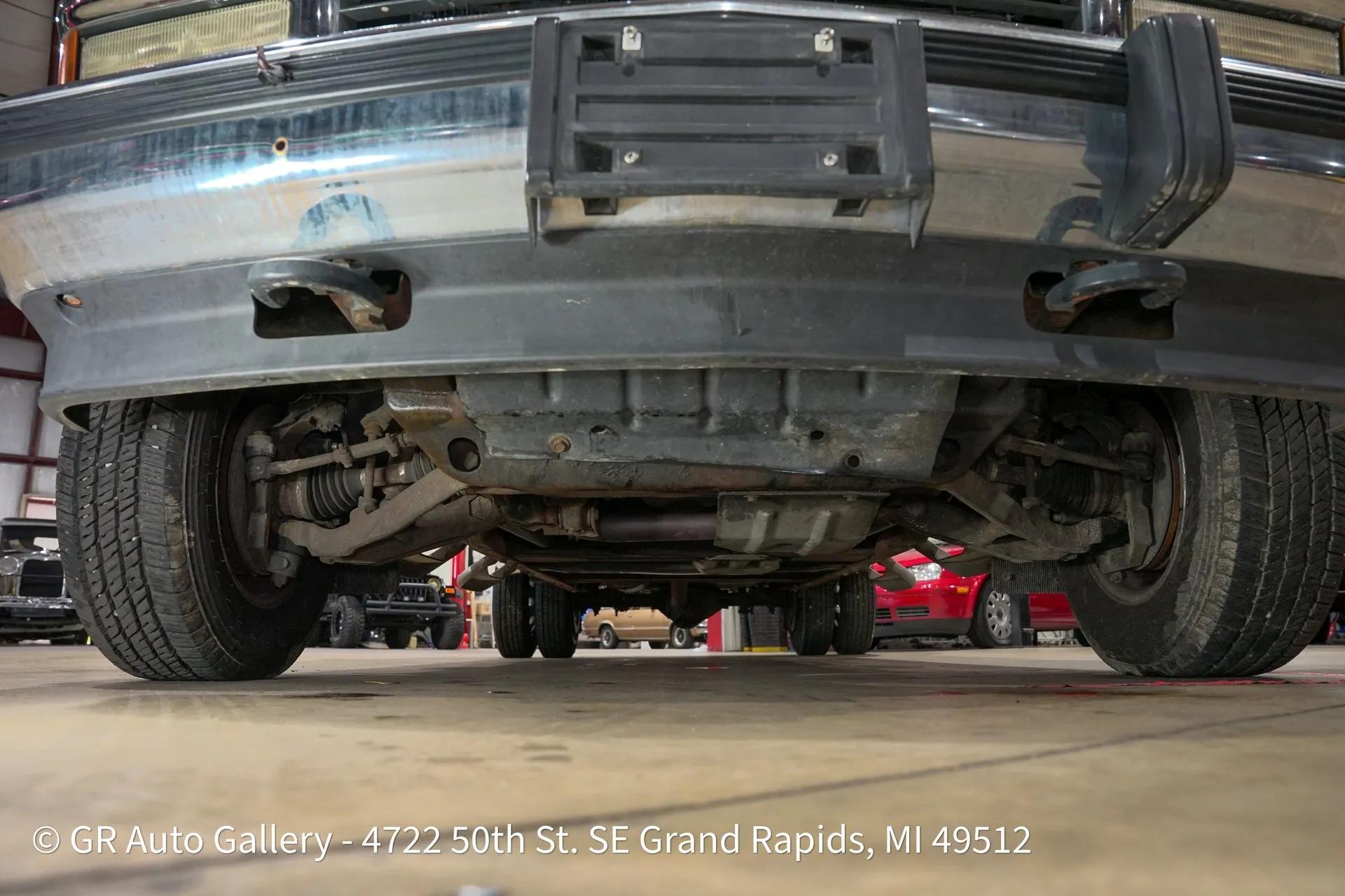 1996 Chevrolet Silverado K3500 4X4 Crew Cab